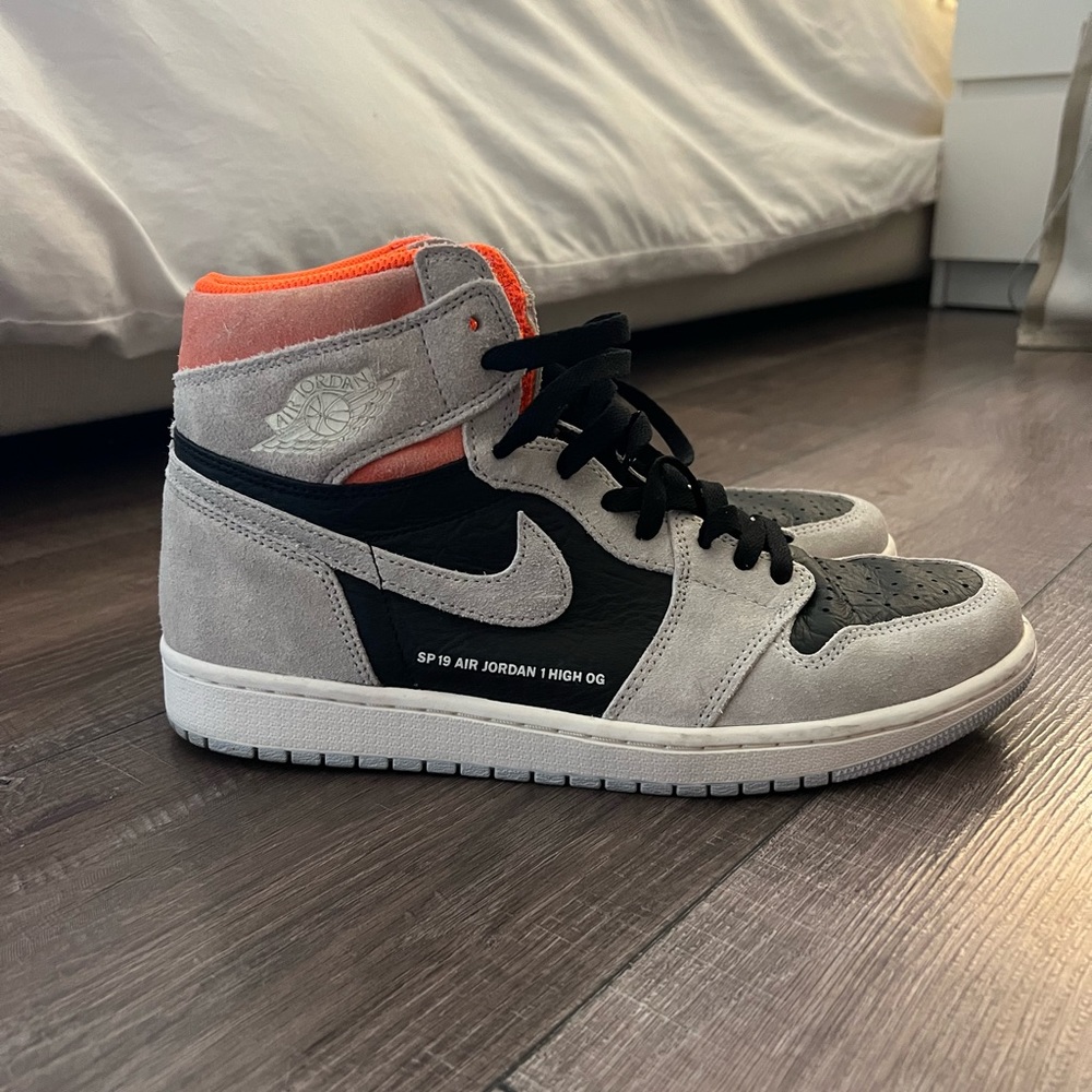 Air Jordan 1 Retro High OG “Neutral Grey”